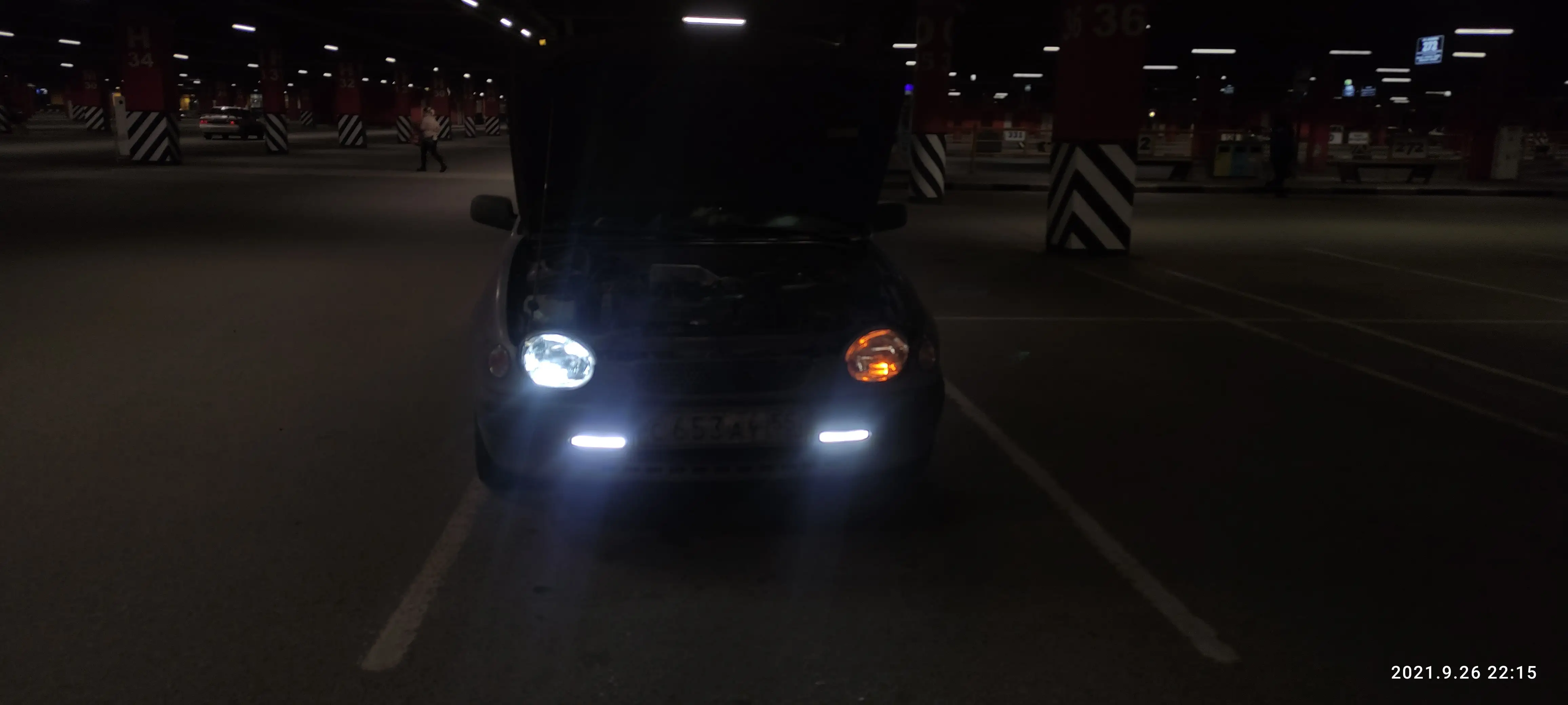 Парковочные огни. Габаритные огни автомобиля. Стояночный огонь на авто. Стояночные огни буксира. Габариты это стояночные огни.