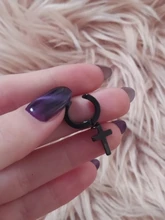 DreamBell hombres pendientes de Clip pendientes largos aretes pendientes moda Hiphop estilo Rock hipoalergénico en forma de cruz de acero de titanio Clip de oreja aretes Accesorios