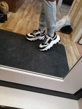 Zapatillas gruesas para mujer, zapatillas de plataforma con suela gruesa, zapatos vulcanizados, zapatillas de correr informales transpirables a la moda para mujer 2020