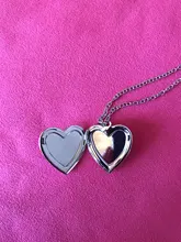 Collar que brilla en la oscuridad para mujer, foto, medallón, corazón fluorescente vintage, colgante, joyería, colgante, regalos