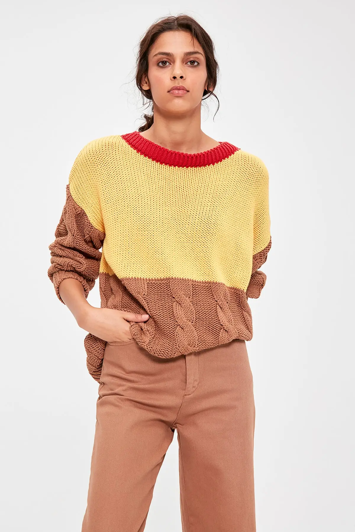 

Trendyol Yellow Color Block Mesh Detailed Knitwear Sweater TWOAW20KZ0056
