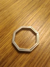 Llaveros de aleación de titanio para hombre, llaveros de anillos pendiente hebilla superligero para coche, regalo creativo masculino, venta al por mayor