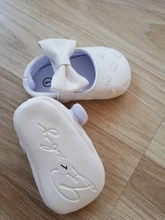 Mocasines de piel sintética para bebé, calzado para niño y niña, zapatos mocasines con suela blanda, zapatillas antideslizantes para cuna