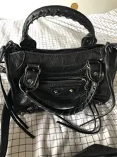 Bolso europeo de cuero PU para motocicleta para mujer, bandoleras cruzadas con remaches y borlas