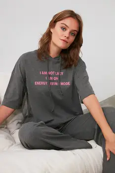 

Trendyol Hooded The Tagline Knitted Pajamas Set THMAW21PT0274