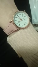 Reloj de pulsera con correa de cuero para mujer, nuevo accesorio informal a la moda, sencillo, caja de Reloj de cuarzo, 2020
