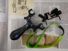 Tirachinas láser con banda de goma de alta precisión, potente Catapulta de tiro de 98K para juego de caza al aire libre