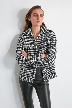 

BEYON WOMEN BLACK WHITE PATTERNED BUTTONED CACHET COAT SHORT WARM FASHION TOP CHIC