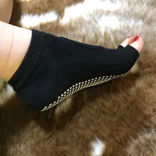 Calcetines antideslizantes con empuñadura adherente para mujer, medias antideslizantes para Yoga, gimnasio, Fitness, Pilates, calcetín de baile profesional