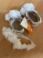 Sandalias de flores para niños recién nacidos, zapatos de cuna informales de cuero PU para primeros pasos y diademas, color blanco puro, rosa y rojo