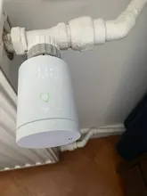 Tuya Smart ZigBee-válvula termostática programable para radiador, controlador de temperatura compatible con Alexa