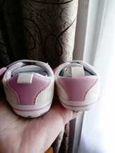 Zapatos de cuna de piel sintética para bebé recién nacido, zapatillas de deporte para niño y niña