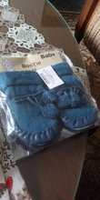 Zapatos de bebé con suela suave, Calcetines antideslizantes de terciopelo, con pompón y lazo, botines gruesos y cálidos para primeros pasos, impermeables