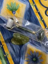 Gua Sha-Rodillo de piedra de jade para masaje facial, rodillo estiramiento piel cuello, doble cabezal, relajación de la piel, piedra de jade natural