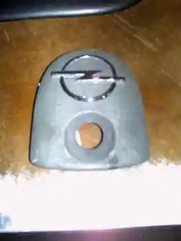 

707221 badge Opel Corsa B 1.2 16v Cat (x 12 Xe / Lw4)