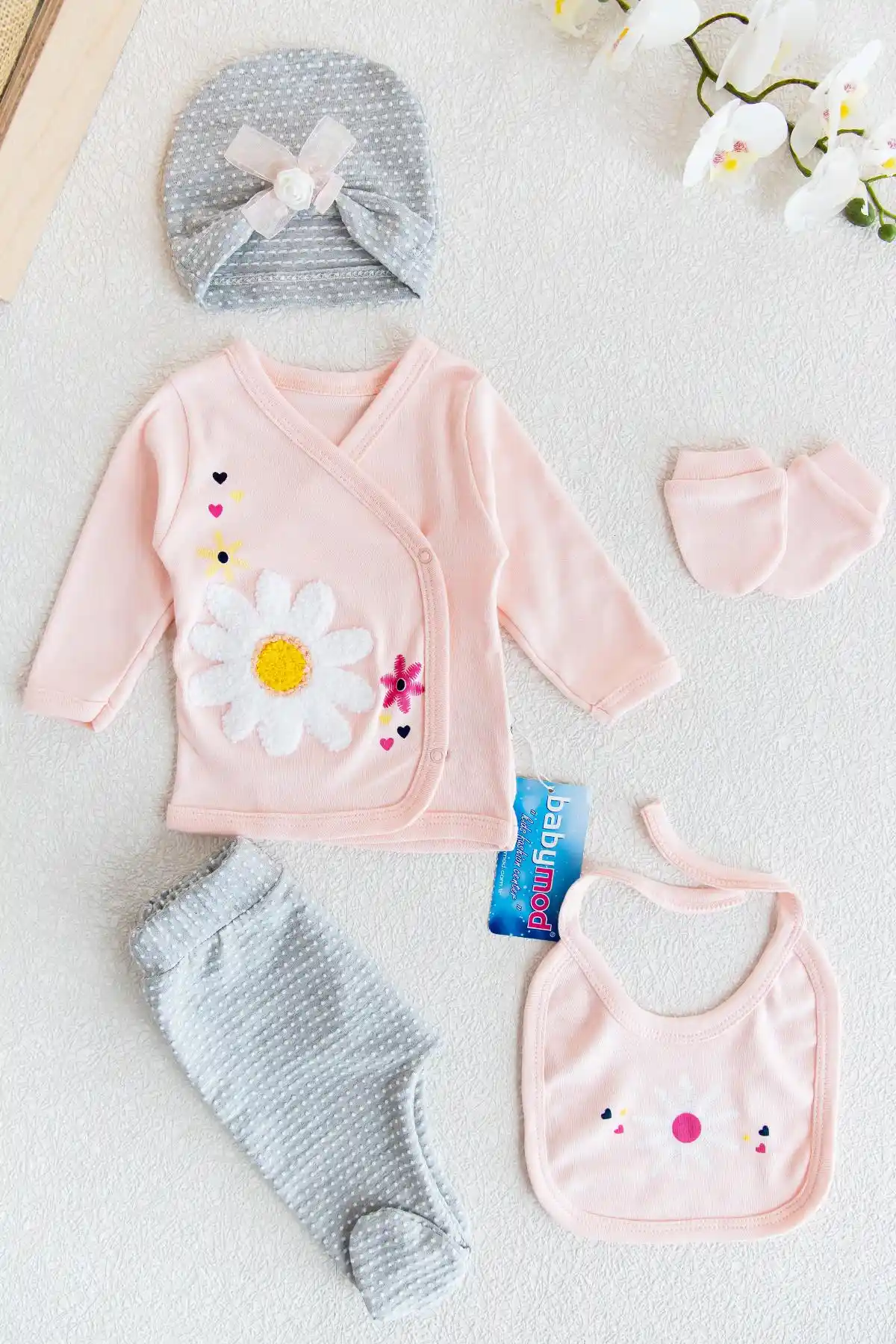 newborn girl hospital outfit