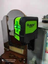 Huepar-Herramienta de alineación láser autonivelante de 2 líneas, instrumento de nivelado y alineación con láser de color rojo y verde, líneas cruzadas horizontal y vertical, 4 grados, base magnética