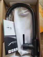 Uythner-grifo de cocina de níquel bruñido, mezclador de agua caliente y fría, color negro mate