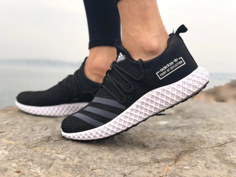 Adidas точка - Цвет: Черный