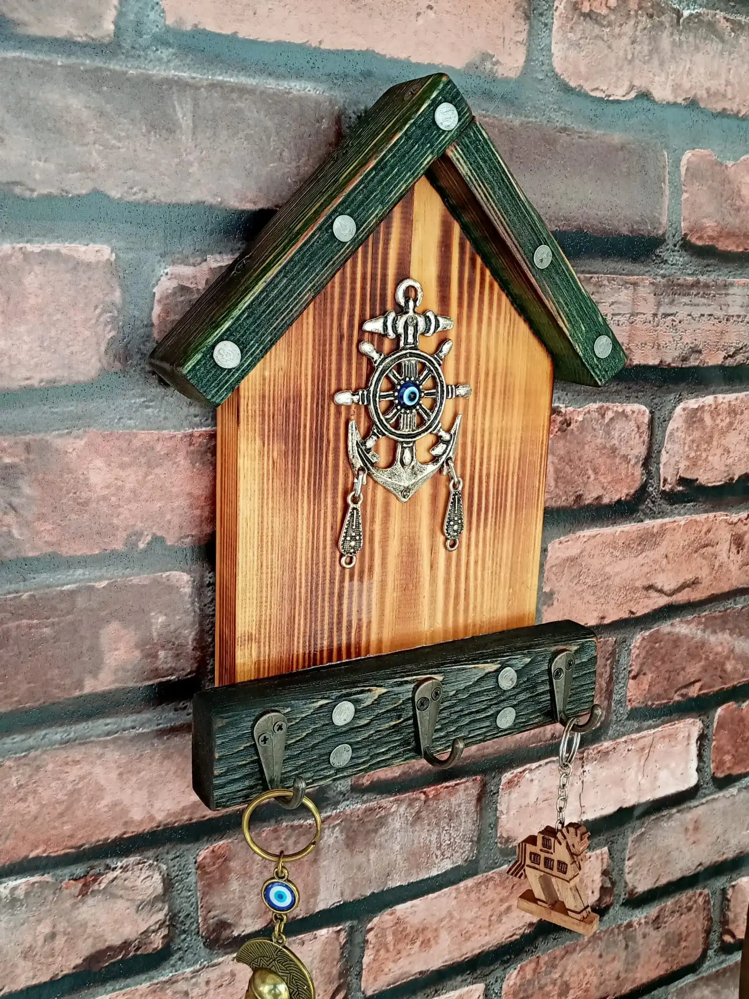 

Decorative Key Chain Door Hanger