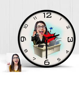 

Personalized Women 'S CEO Cartoon Wooden Wall Clock-1