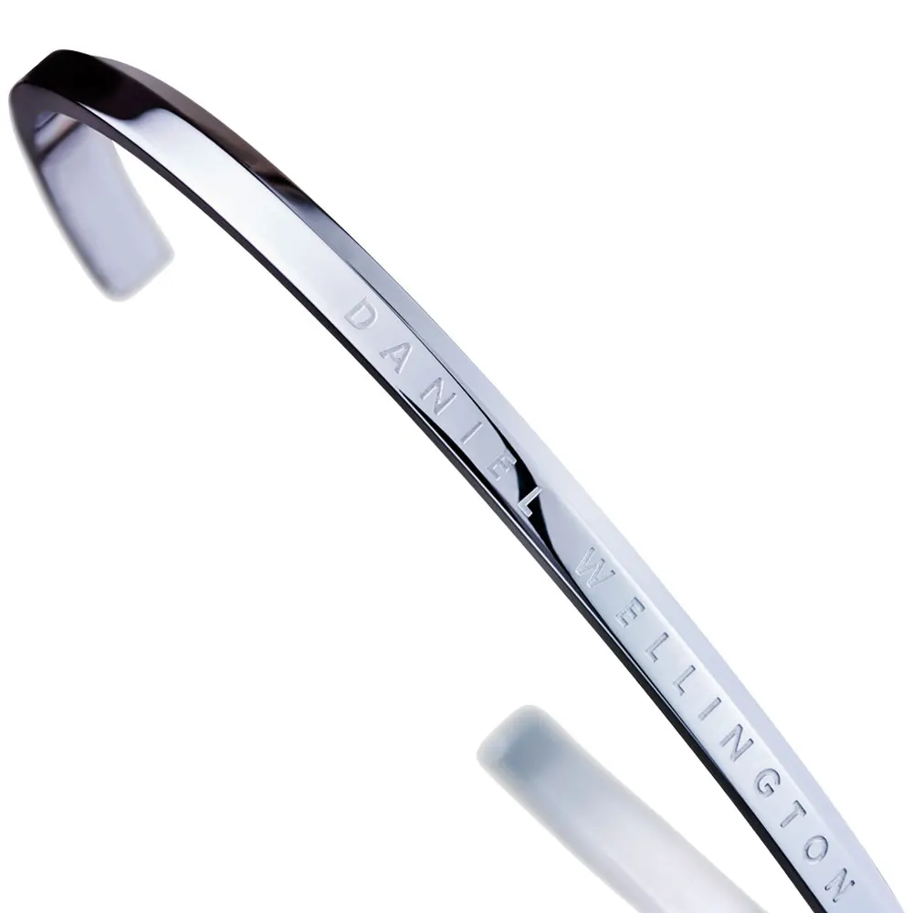 DW00400002, DW00400004 close up