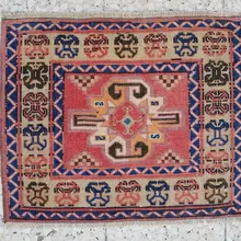 Почти квадратный современный мини-ковер 24 ''X 20''/62X50