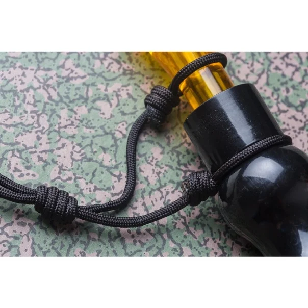 Подвес Hunterhelp на один духовой манок| |