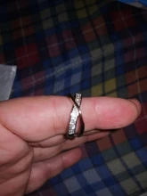 Huitan-anillo cruzado en forma de X de dos tonos para mujer, joyería de moda de boda, sortijas grandes y modernas de piedra CZ deslumbrantes