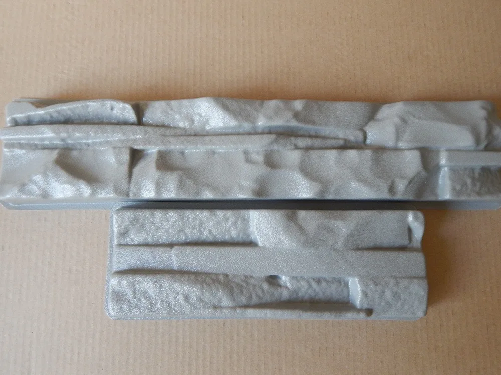 16$ (1)