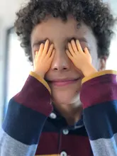 Simulación de cinco dedos abiertos, palmeras y dedos, juego de juguetes alrededor de la mano pequeña modelo de pie, juguetes para Halloween, novedad