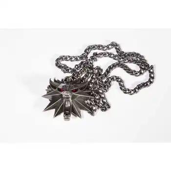 

Witcher III Wild Hunt locket Wolf with light