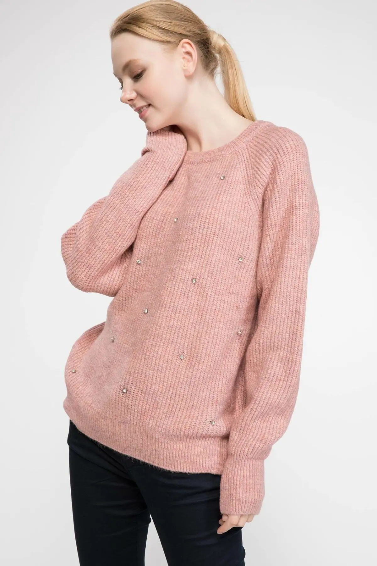 

DeFacto Women Casual Joker Knitted Pullovers Fashion O-neck Solid Knitted Sweater Simple Sweater Female New-J2978AZ18WN-J2978AZ18WN