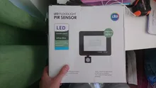 LED Floodlight Reflector Motion-Sensor Waterproof IP66 Wall 220V Warm White PIR