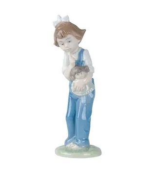

NAO' BY LLADRO' GIRL WITH DOLL 2001069 original