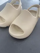 Sandalias antideslizantes para bebés, niños y adultos, zapatos de agua ligeros de espuma para playa y verano