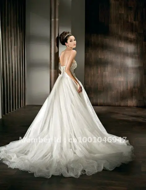 Free Shipping  Custom Made  Flattering Beads Decoration Floor-Length Wedding Dress 1pcs/lot